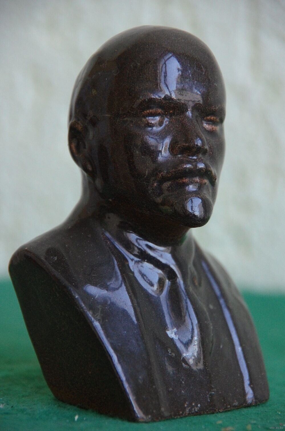 Vintage Soviet Beautiful Bust Figurine Lenin Leader Communism USSR Propaganda