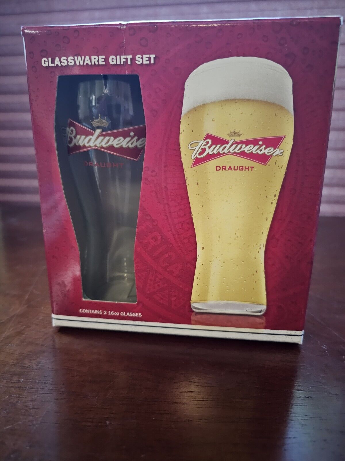 Budweiser Glassware Gift Set  Beer 2 - 16 Oz. Glasses New In Box