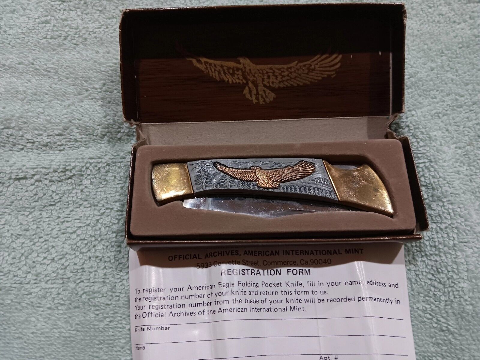 Vintage American Eagle Folding Lockback Knife....1980's never used