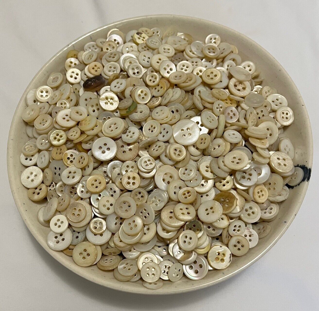 Huge Lot of 2,000+, 2 Pounds, MOP, Mother of Pearl Shell Vintage Buttons, 4-Hole