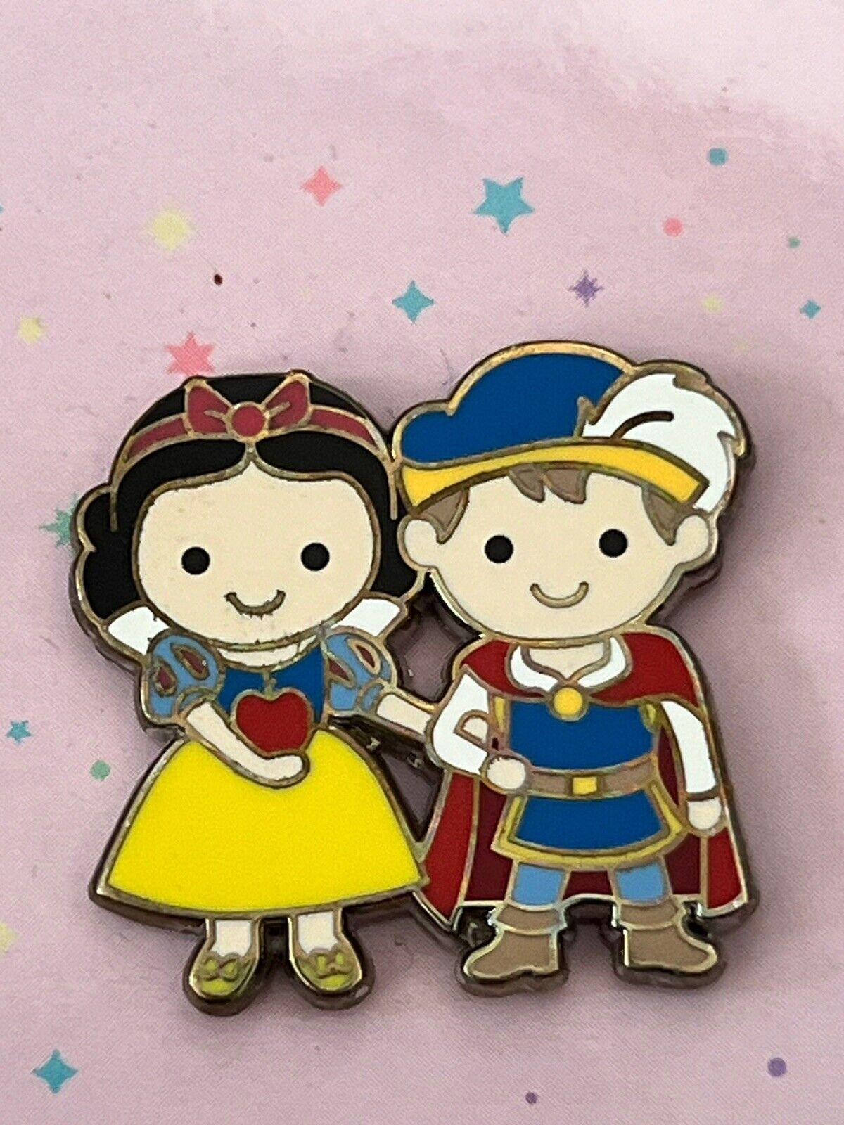Disney It\'s a Small Fantasyland Snow White And Prince Florian Couples LE Pin