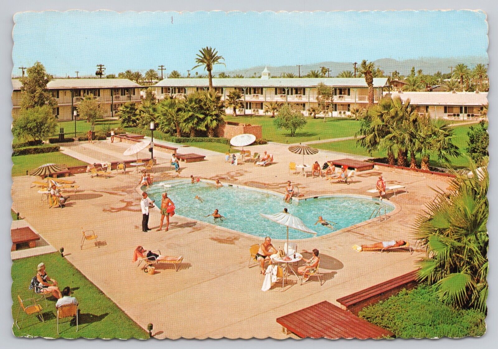 Sun City Arizona, Kings Inn Motor Hotel, Pool & Sunbathers, Vintage Postcard