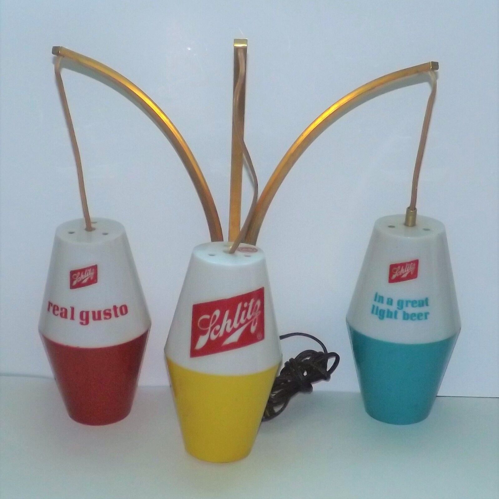 VINTAGE 1960\'S SCHLITZ BEER ADVERTISING LIGHTUP SCONCE 3 HANGING LAMP BAR