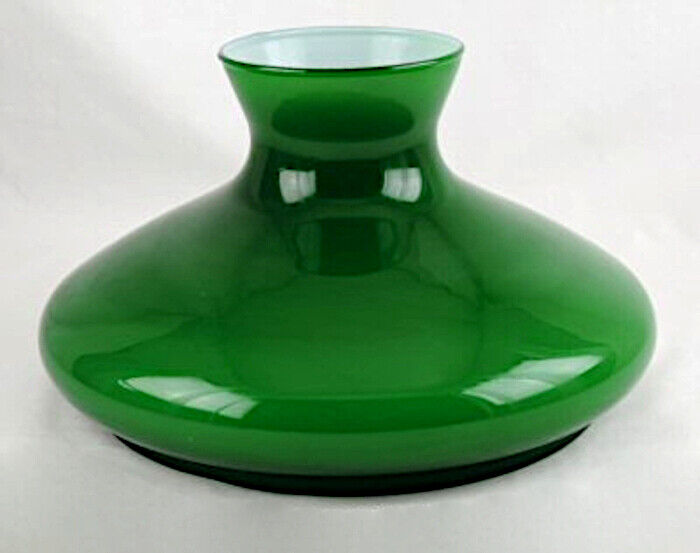 Green Tam-O-Shanter Cased Glass Shade 10\