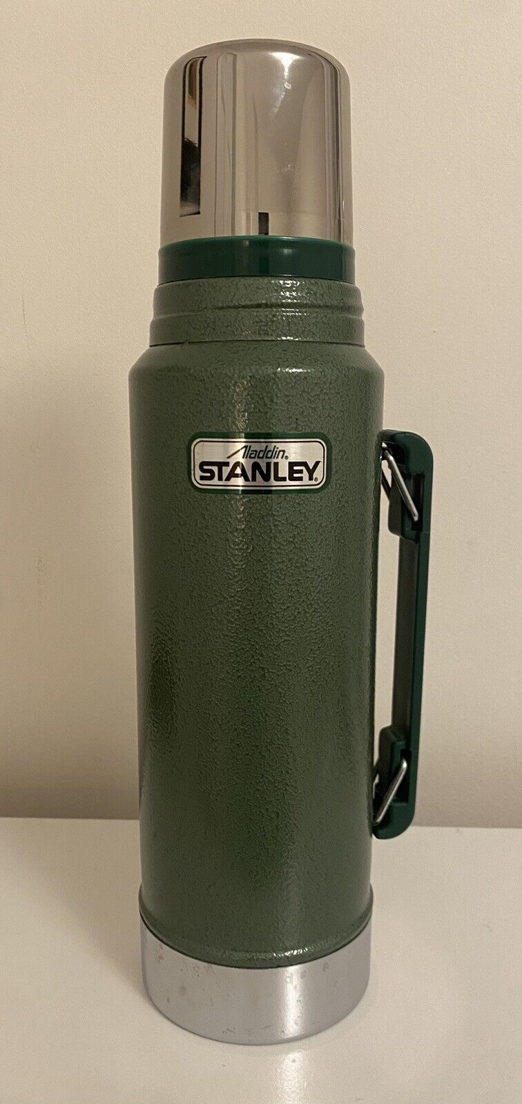 Vintage Stanley Aladdin Green Vacuum Bottle Thermos A-944DH, 1 Quart Made in USA