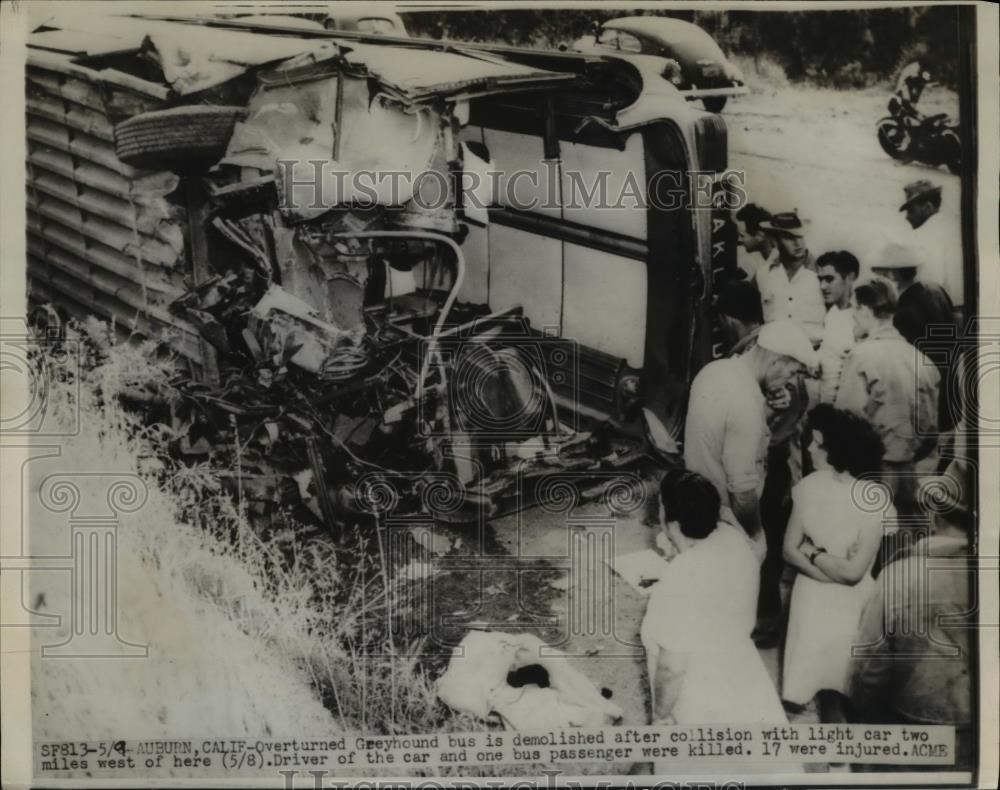 1947 Press Photo Greyhound bus demolished after collision with a light car