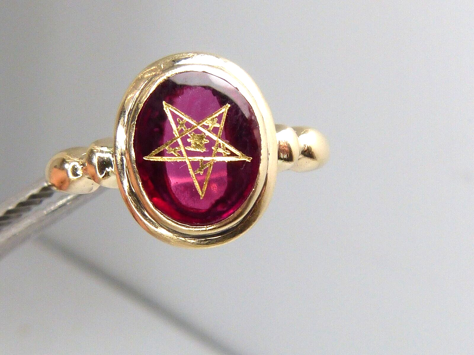 Antique 10K Yellow Gold & Ruby Red Eastern Star Women\'s Masonic Ring