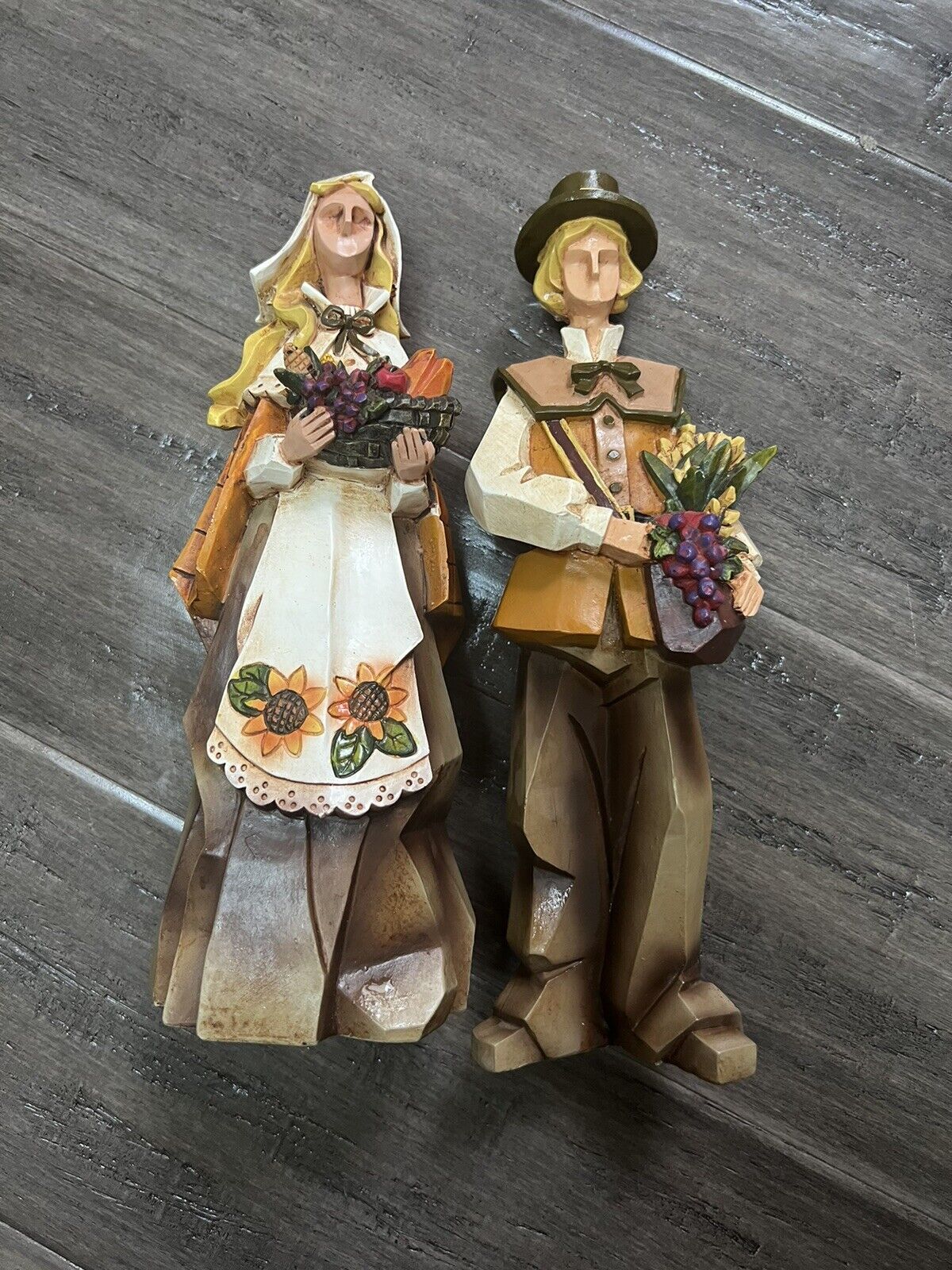Pacific Rim Cubist Thanksgiving Harvest Pilgrim Man & Woman Figures 9” Resin
