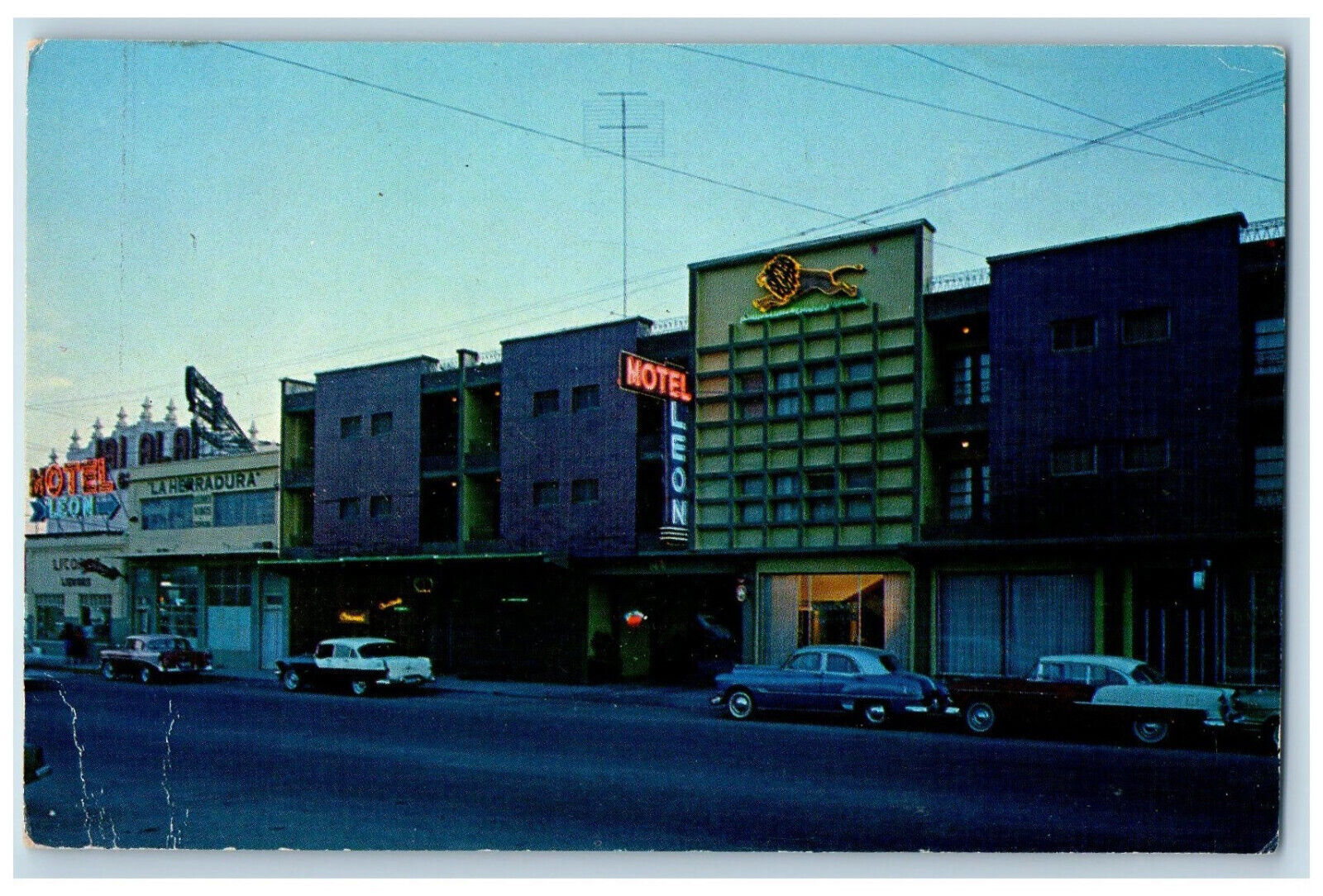 Tijuana BC Mexico Postcard Motel Leon with Best Service Room c1960\'s