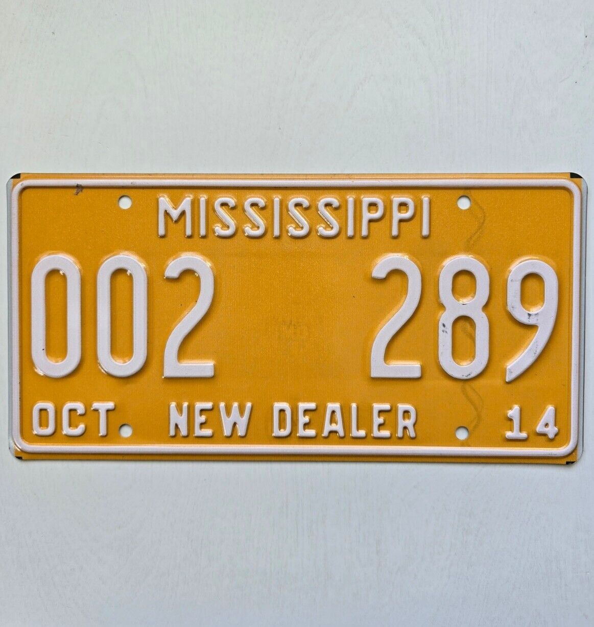 2014 Mississippi Yellow New Car Dealer  License Plate 