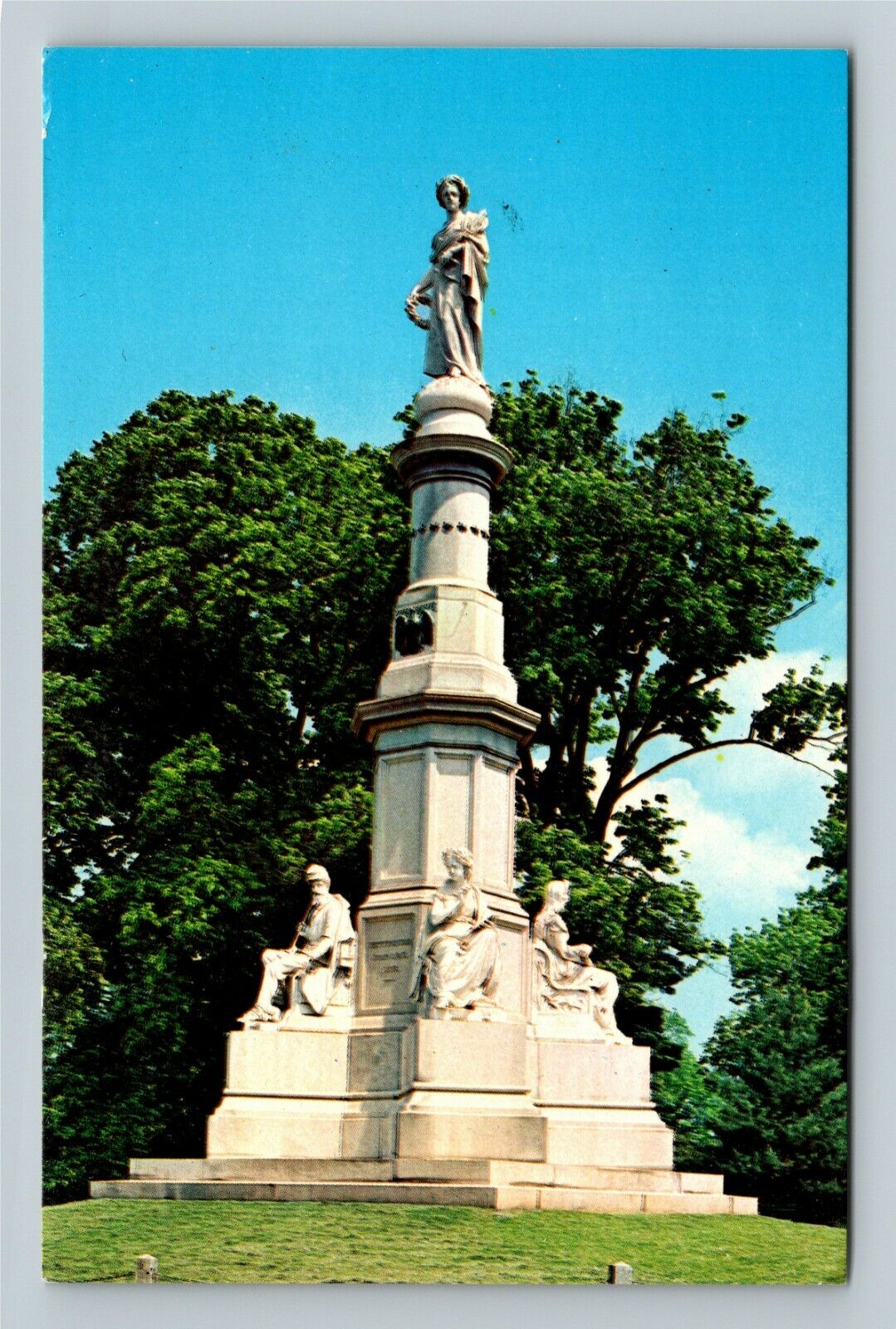 Gettysburg PA-Pennsylvania, Soldier\'s National Monument Vintage Postcard