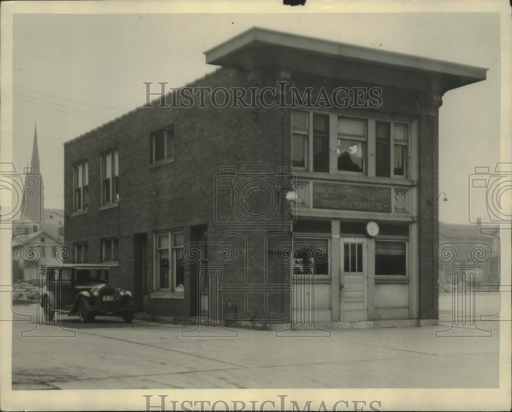 1935 Press Photo Milwaukee-Bureau of Weights and Measures building - mjx56525