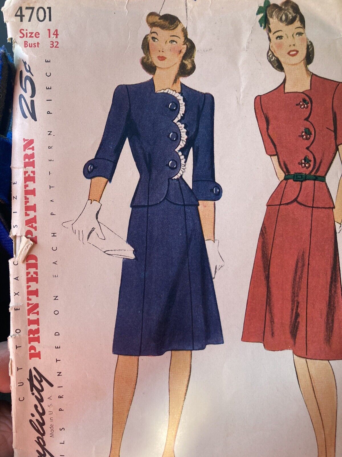 Vintage 1940s Scallop Front Two-Piece Dress Pattern - 4701 - Bust 32. Vint Sz 14
