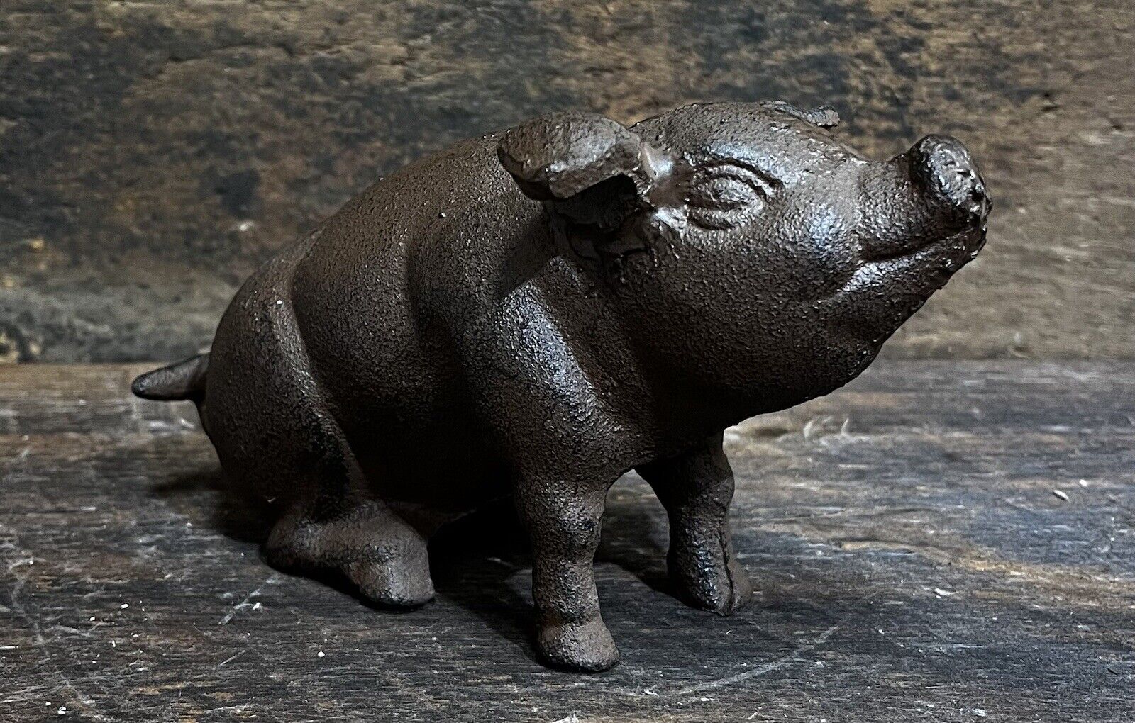 Brown Sitting Pig Cast Iron Decorative Figurine, 4.25” x 8”