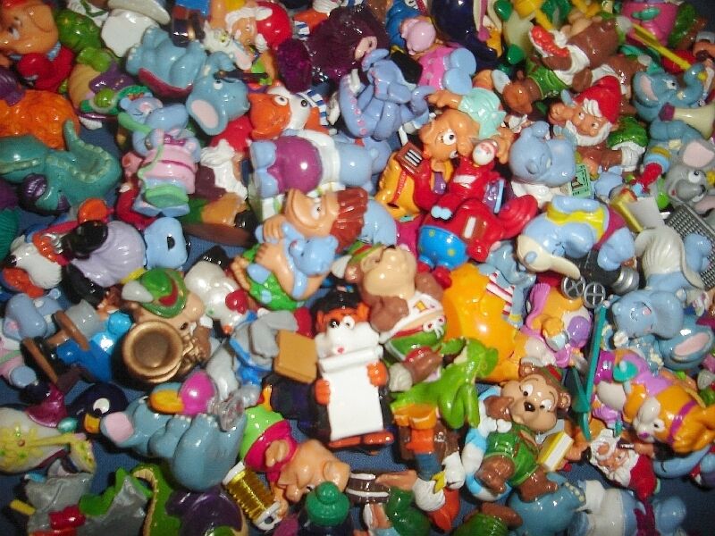111 DIFFERENT KINDER SURPRISE FIGURES FROM GERMAN EGGS FIGURINES KIDS PRIZES 