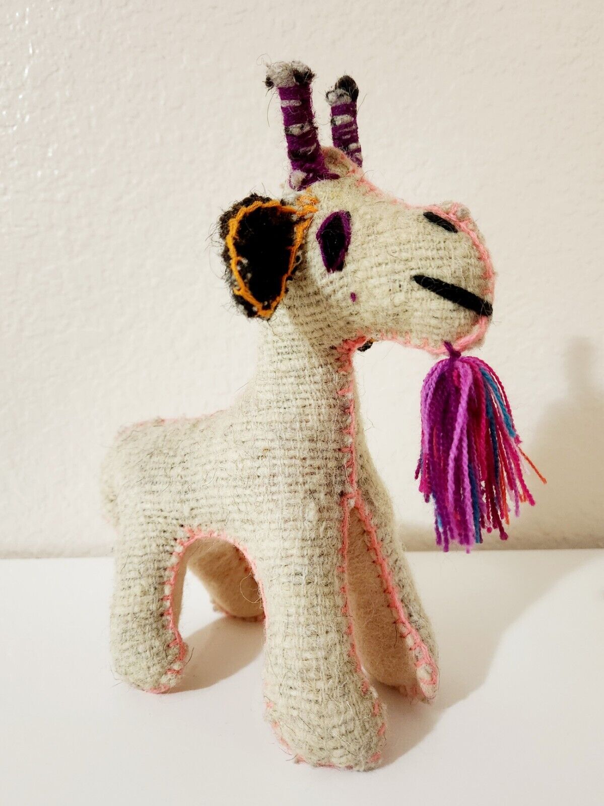 Handcrafted Natural Wool Felt Fiber Chiapan Billy Goat Mexican Folk Art 9\