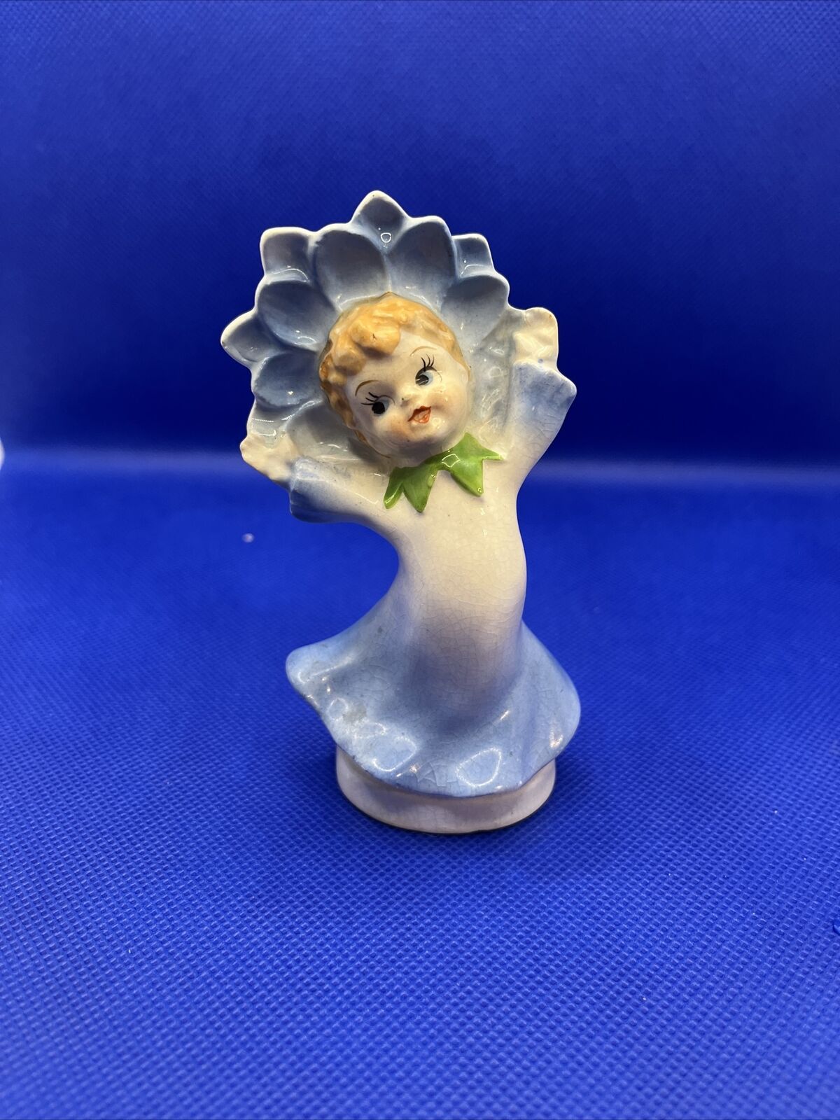 Vintage Flower Face Figurine Waterlily Japan