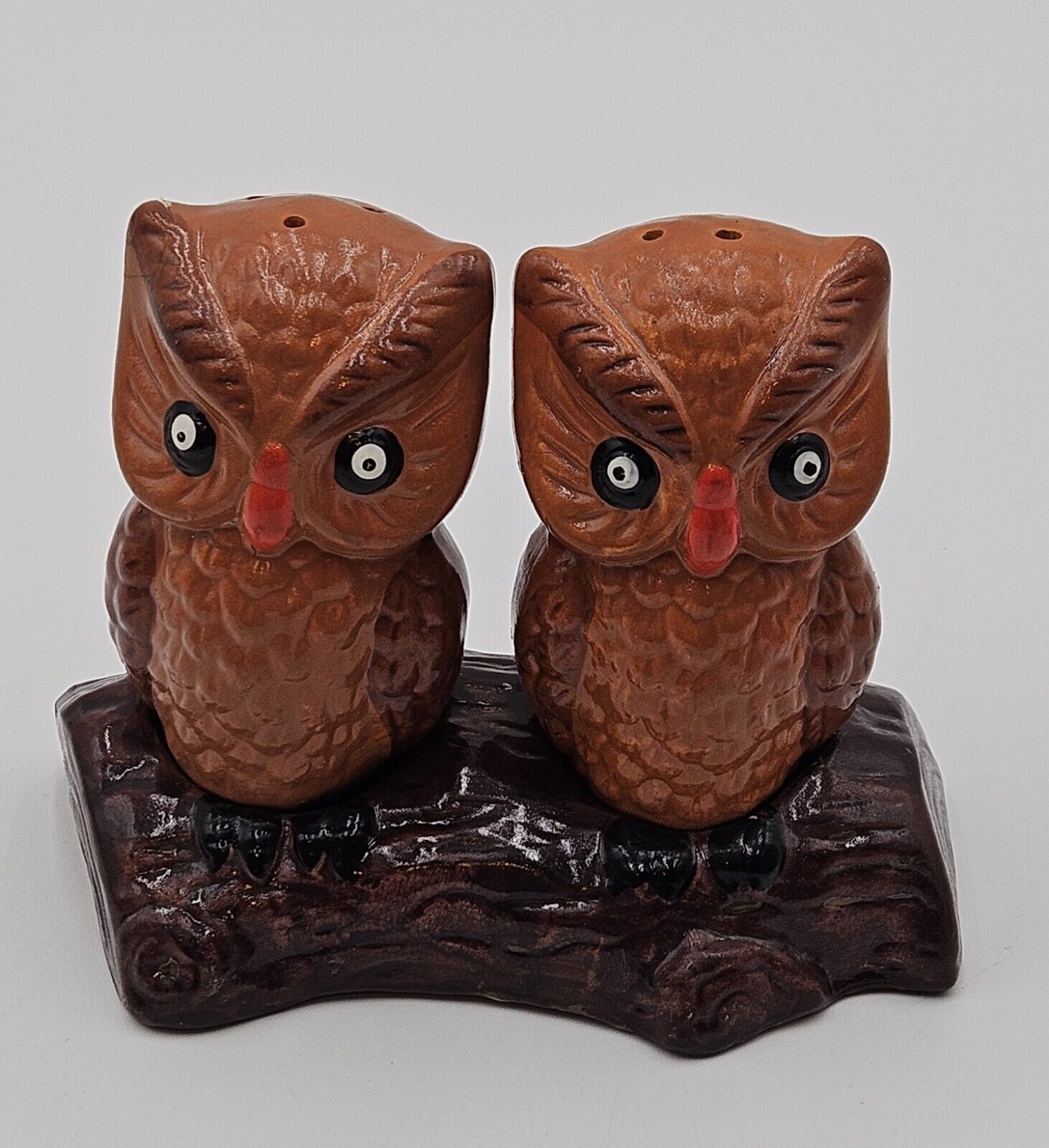 Vintage Kitschy Owls On A Branch  Salt And Pepper Shakers Cintage Ceramic 
