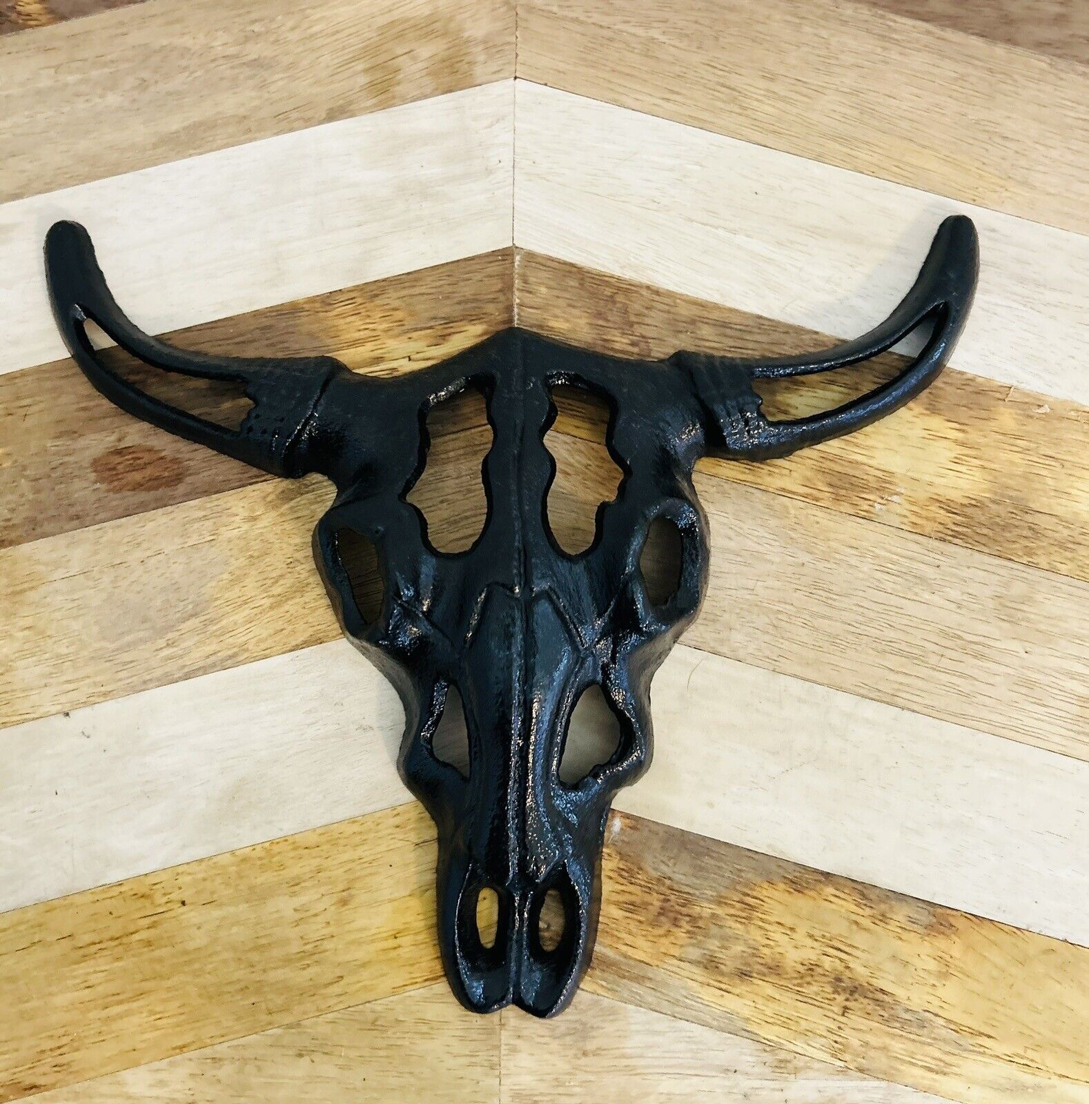 Cow Skull Wall Decor, Rustic Brown Cast Iron, 11 1/8 inch wide - H-130