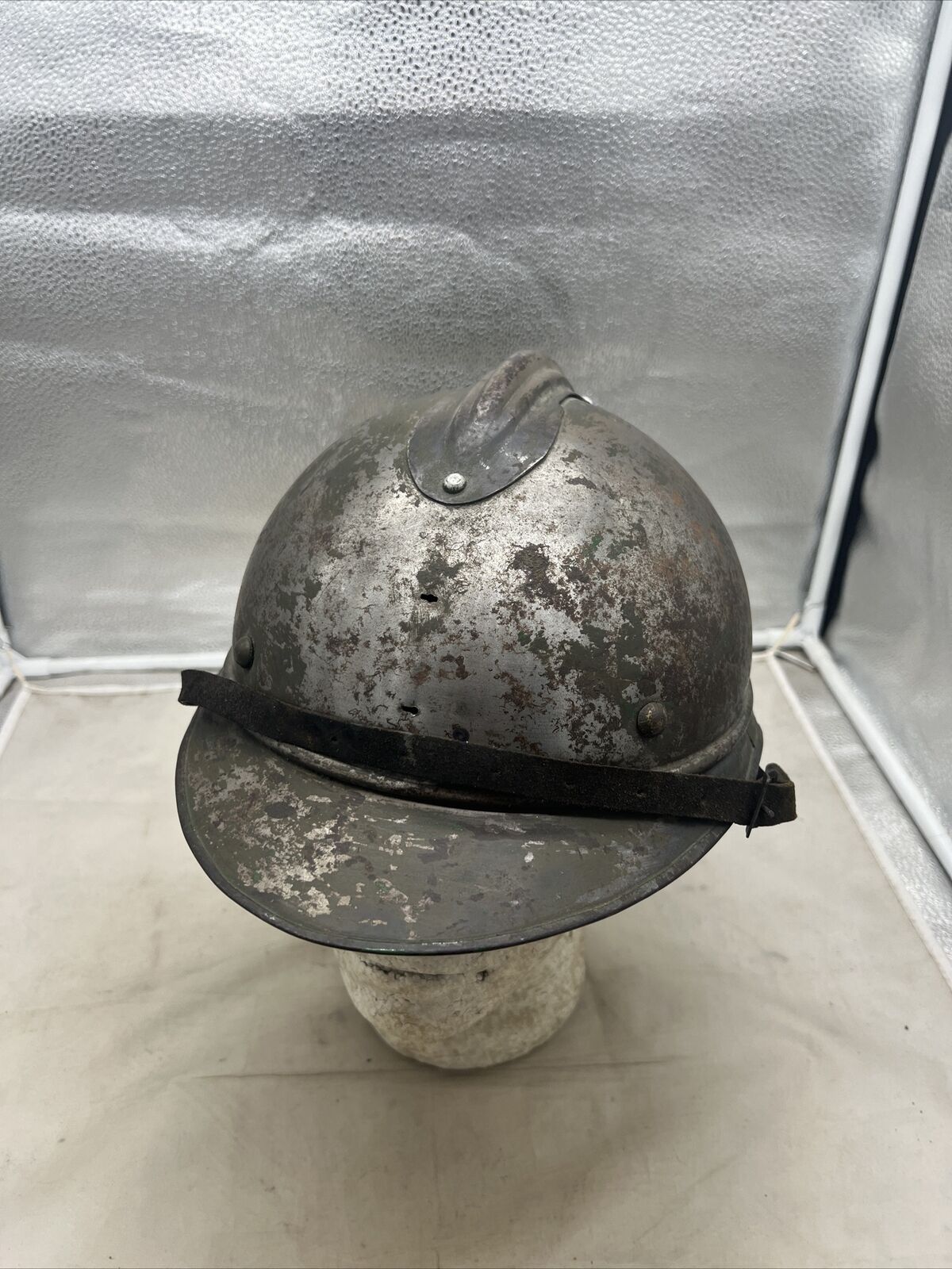 WW1 Era French / Belgium M26 Adrian Helmet With Liner And Chinstrap (V67