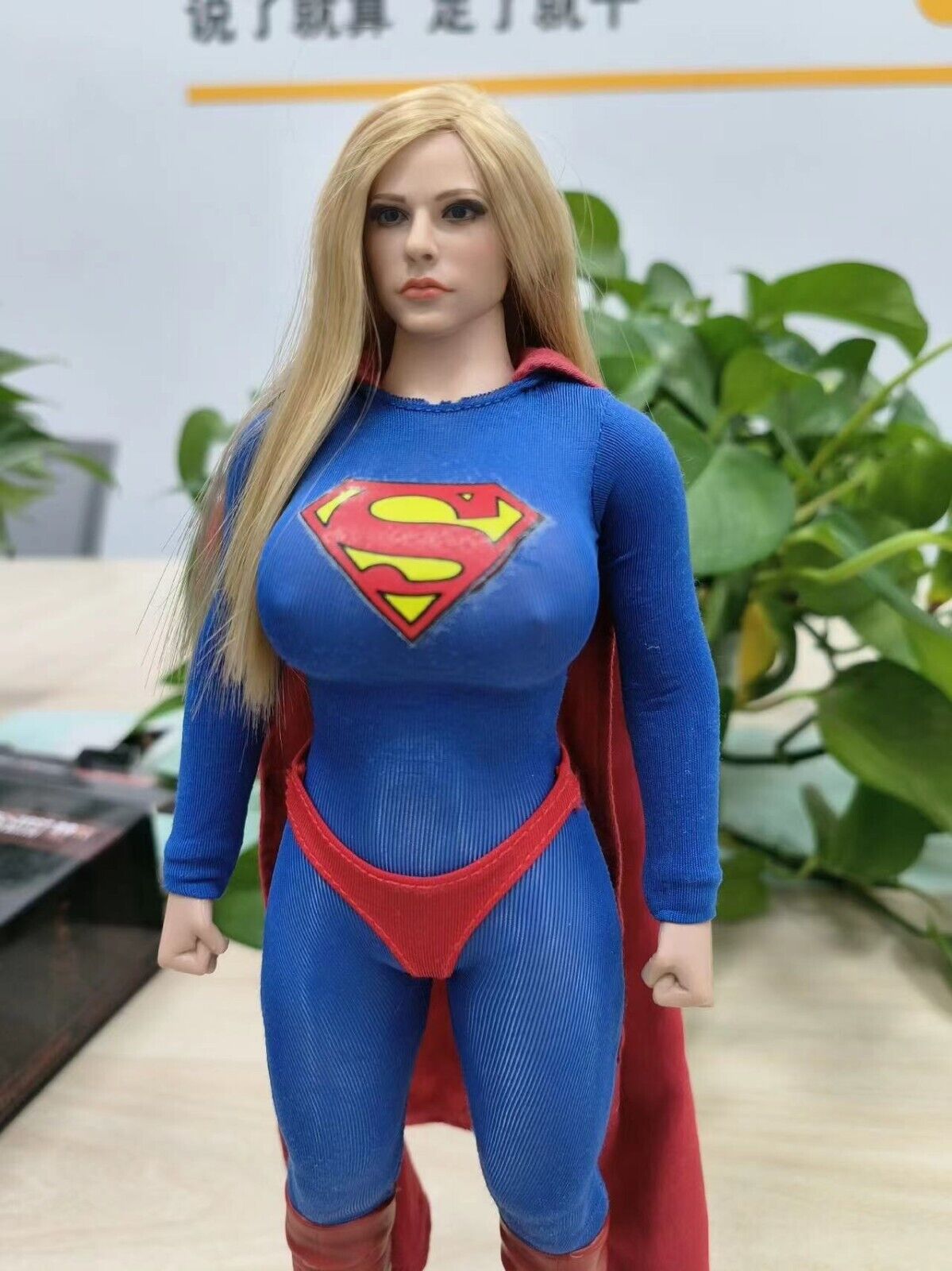 custom 1/6 scale super girl  Model for 12\'\' Action Figure