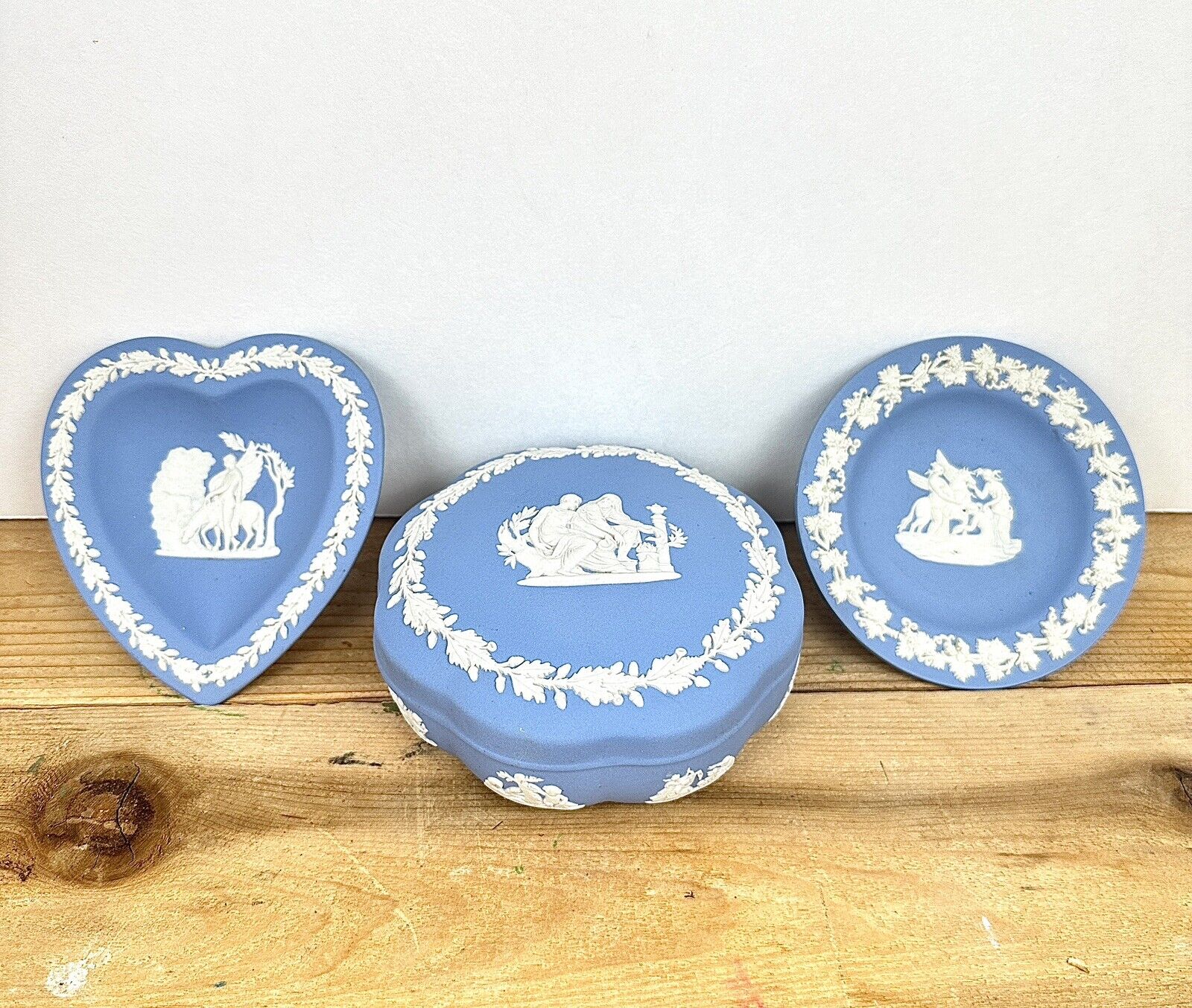 Lot Vintage Wedgwood Blue Jasperware Lidded Trinket Dish Box & 2 Trinket Dishes