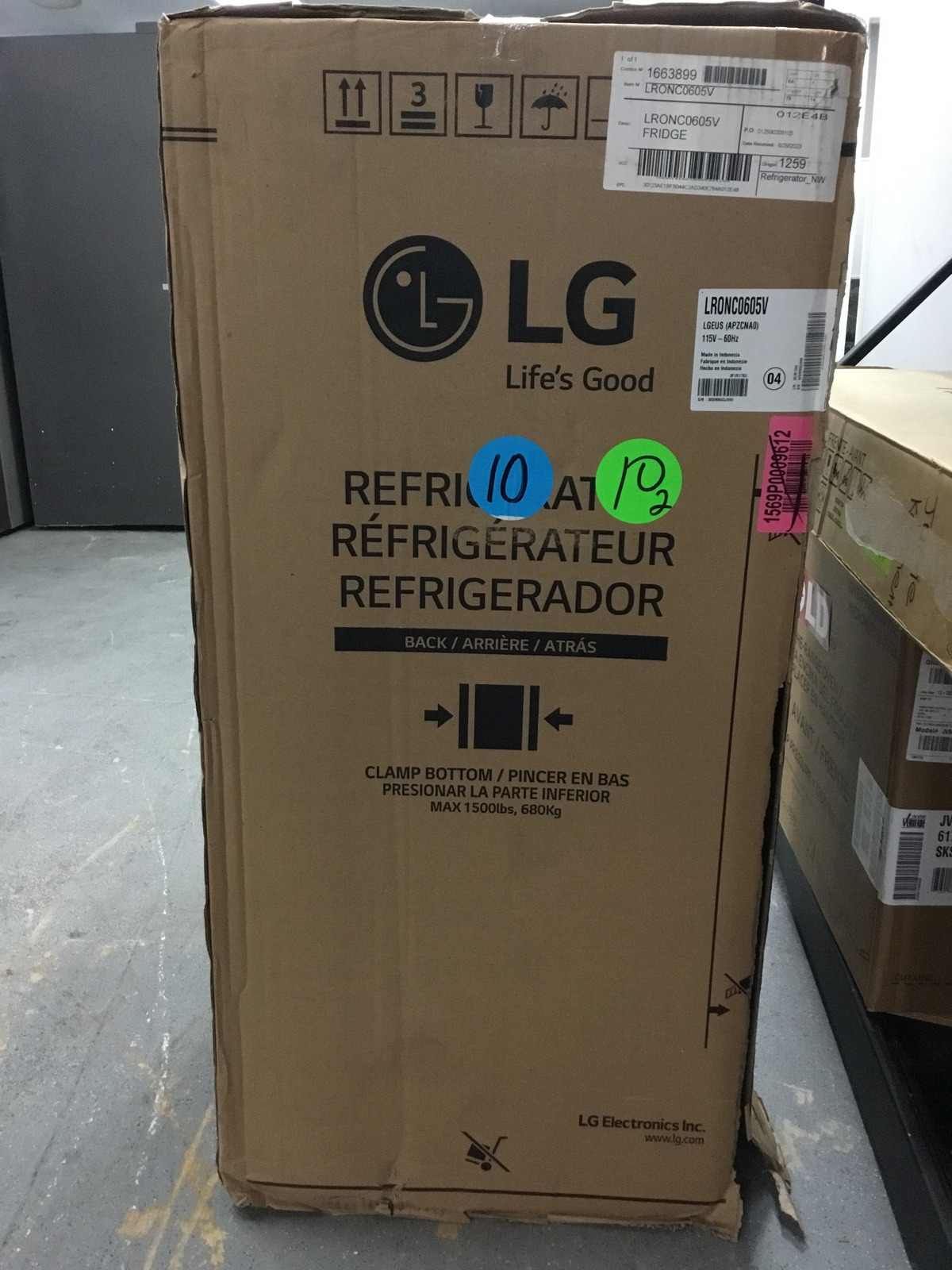 Lg - Mini Fridges (Refrigerator) - LRONC0605V