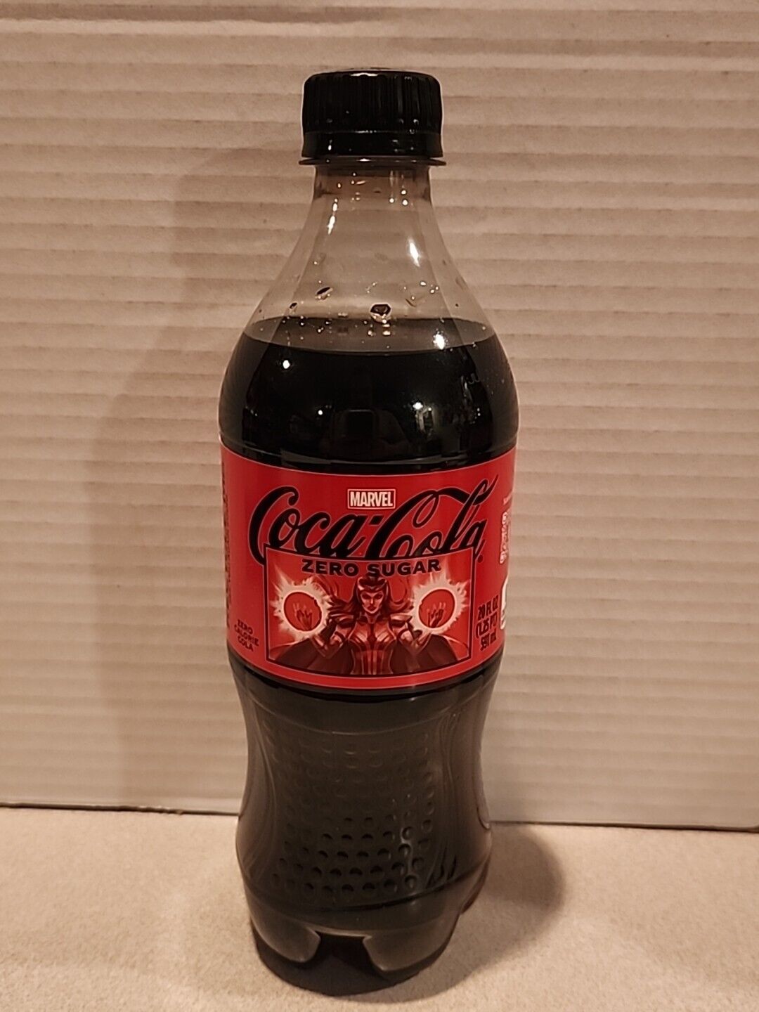 Coca-Cola SCARLET WITCH Marvel Coke Zero 20 oz Bottle Sealed Cap Limited Edition