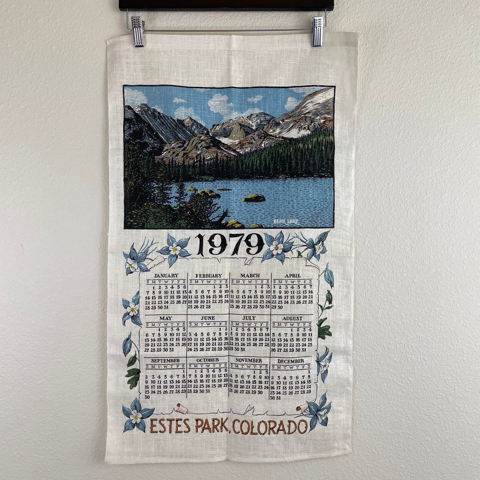 Vintage 1979 Calendar Linen Dish Tea Towel Bear Lake Estes Park Colorado Floral