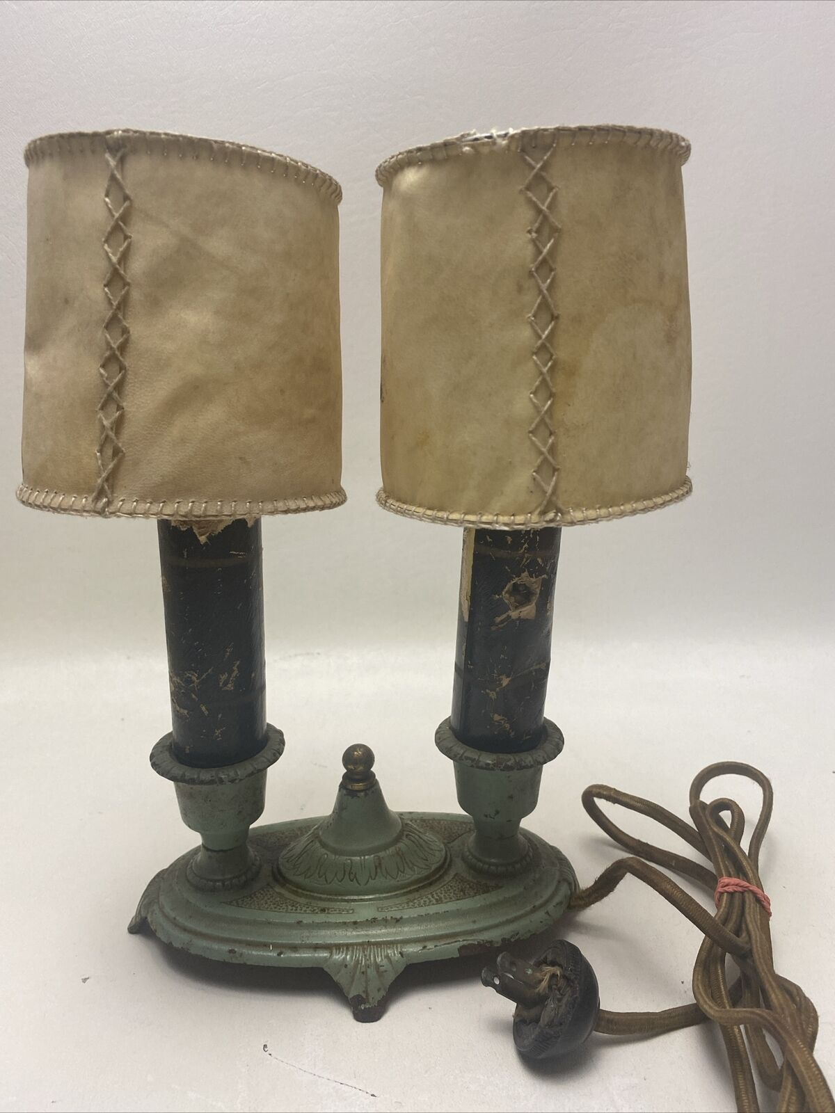 Antique De Lite 1920’s Cast Iron Double Candelabra Electric Table Lamp W Shades
