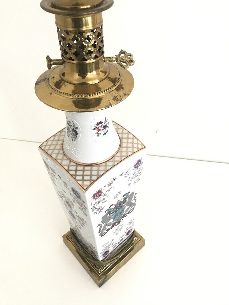 Paul Hanson Hand Painted Coat Of Arms Porcelain Table Lamp