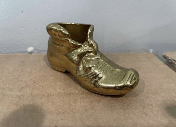 Vintage peerage mini brass boot decoration Trinket