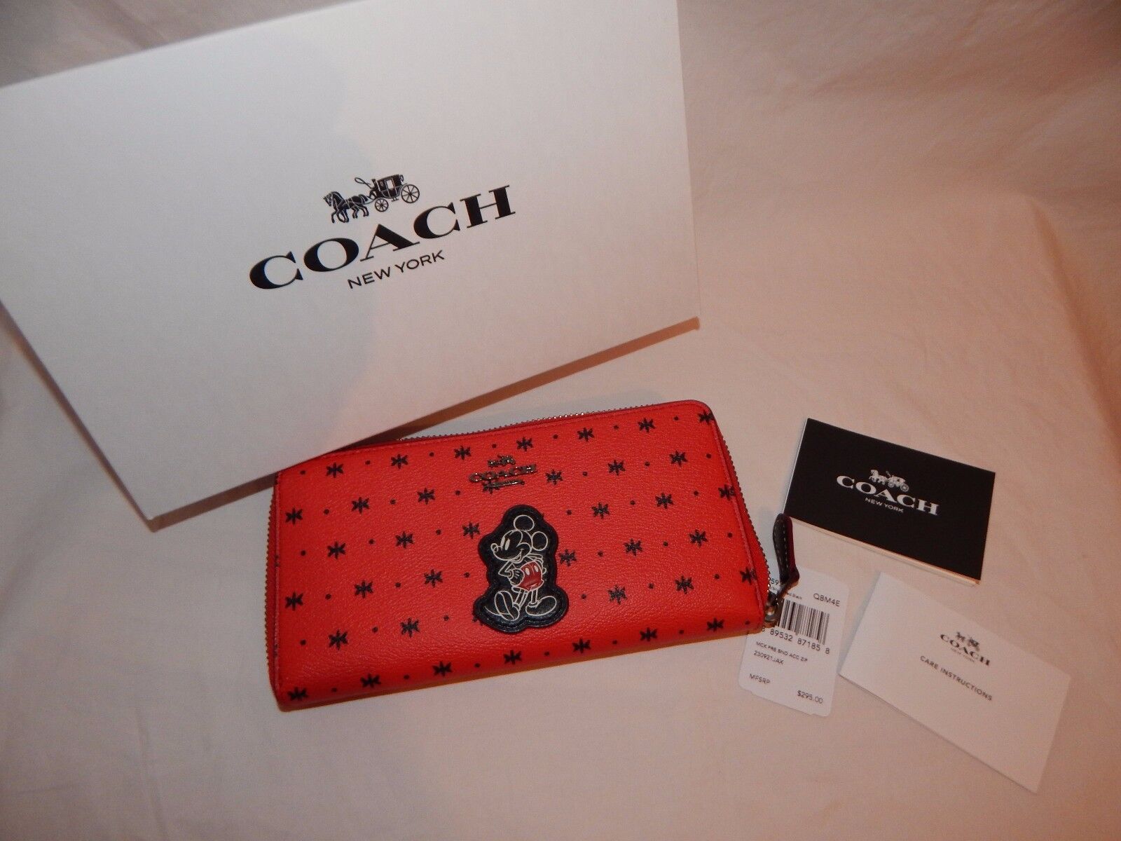 Coach Mickey Mouse Disney Women\'s Wallet w/ Gift Box Limited MSRP 295 - F59728
