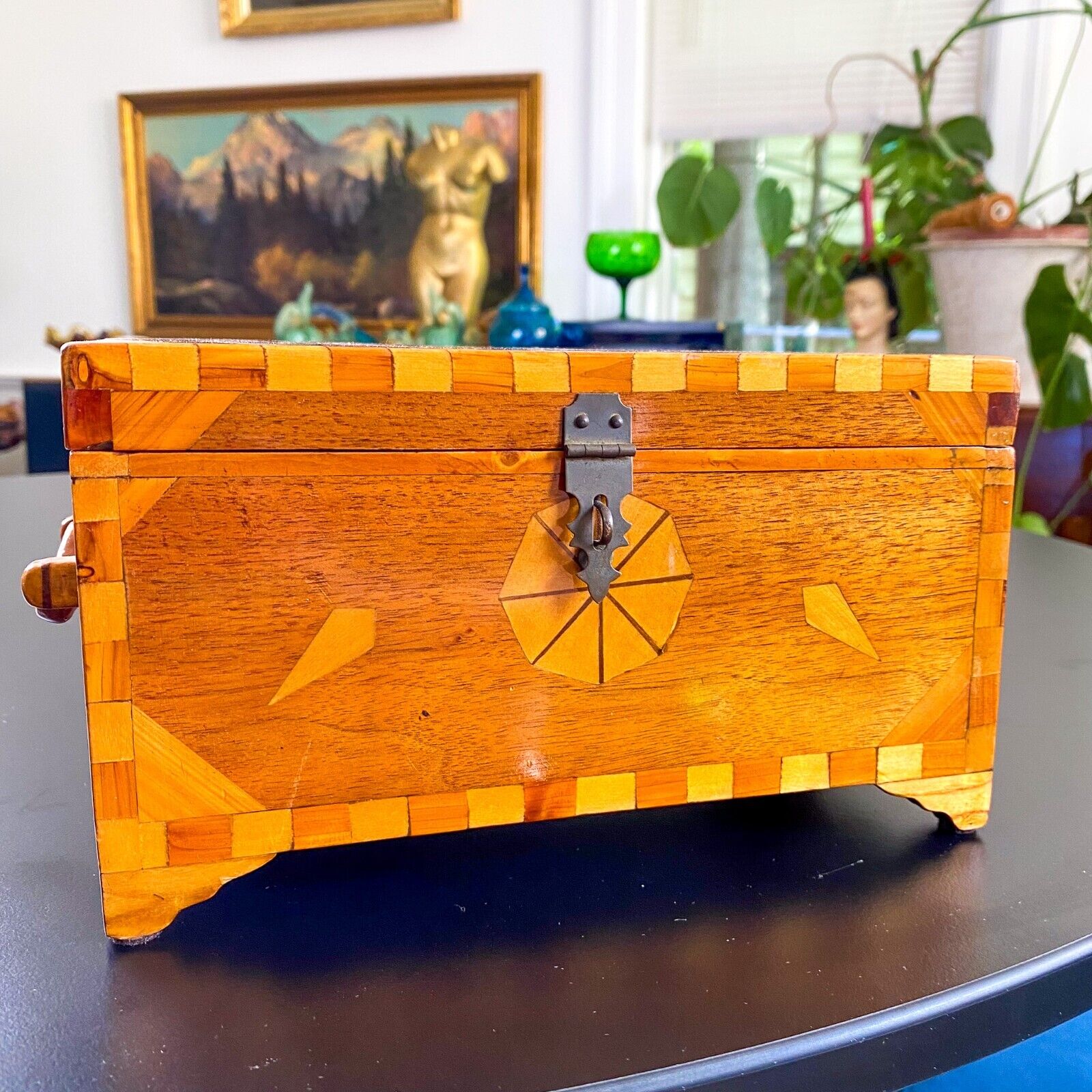 Vintage Antique Handmade Wood Box Lid Marquetry Jewelry Trinket Stash Locking