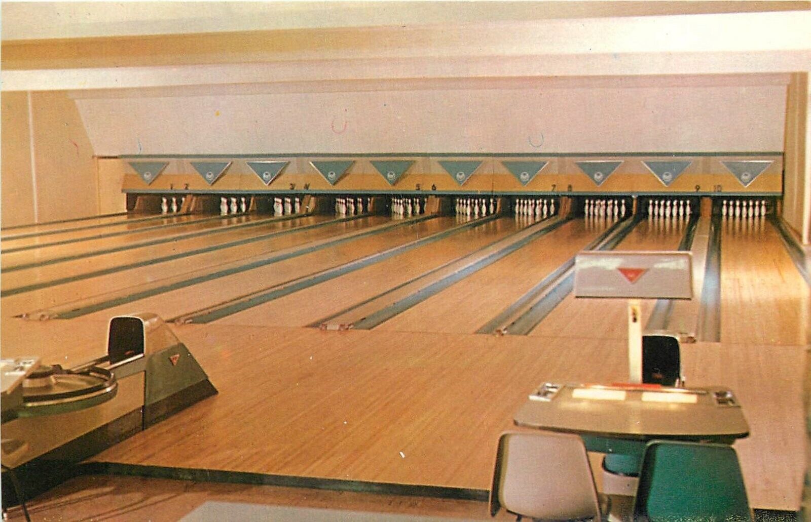 Postcard 1950s California Big Bear Bowling alley interior occupational CA24-4006