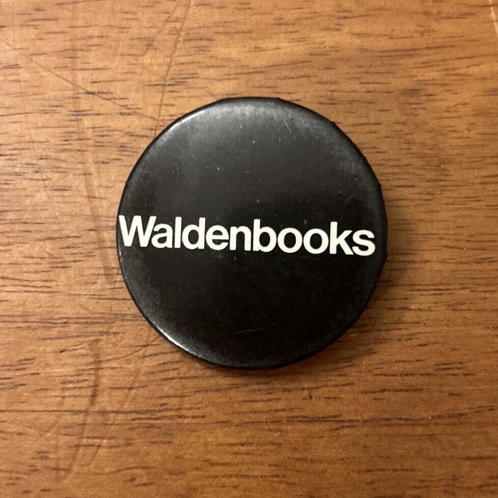 WALDENBOOKS PINBACK BUTTON 1 1/2”VINTAGE 1970’s-80’s