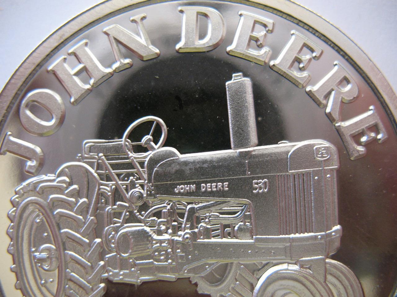 1-OZ.JOHN DEERE MODEL 530 TRACTOR CHRISTMAS GIFT.999 PROOF EDT SILVER COIN+GOLD