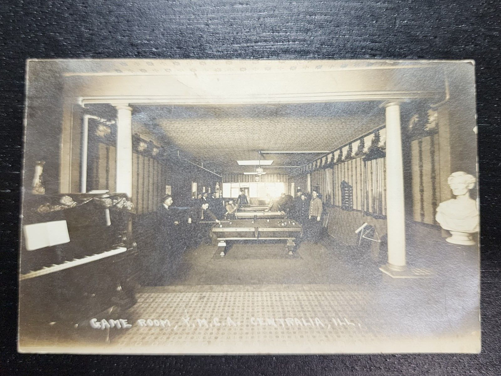 Antique 1911 RPPC Postcard GAME ROOM YMCA Centralia Illinois BILLIARDS HALL