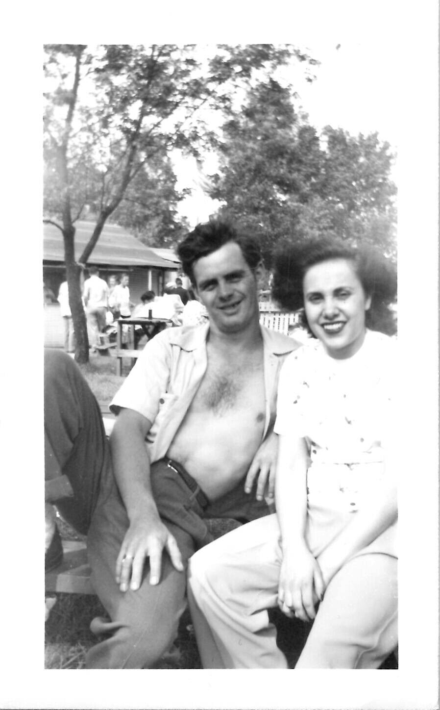 HAIRY CHESTED GAY MAN MANSPREADING NEXT TO FEMALE FRIEND ~ 1940s VINTAGE PHOTO