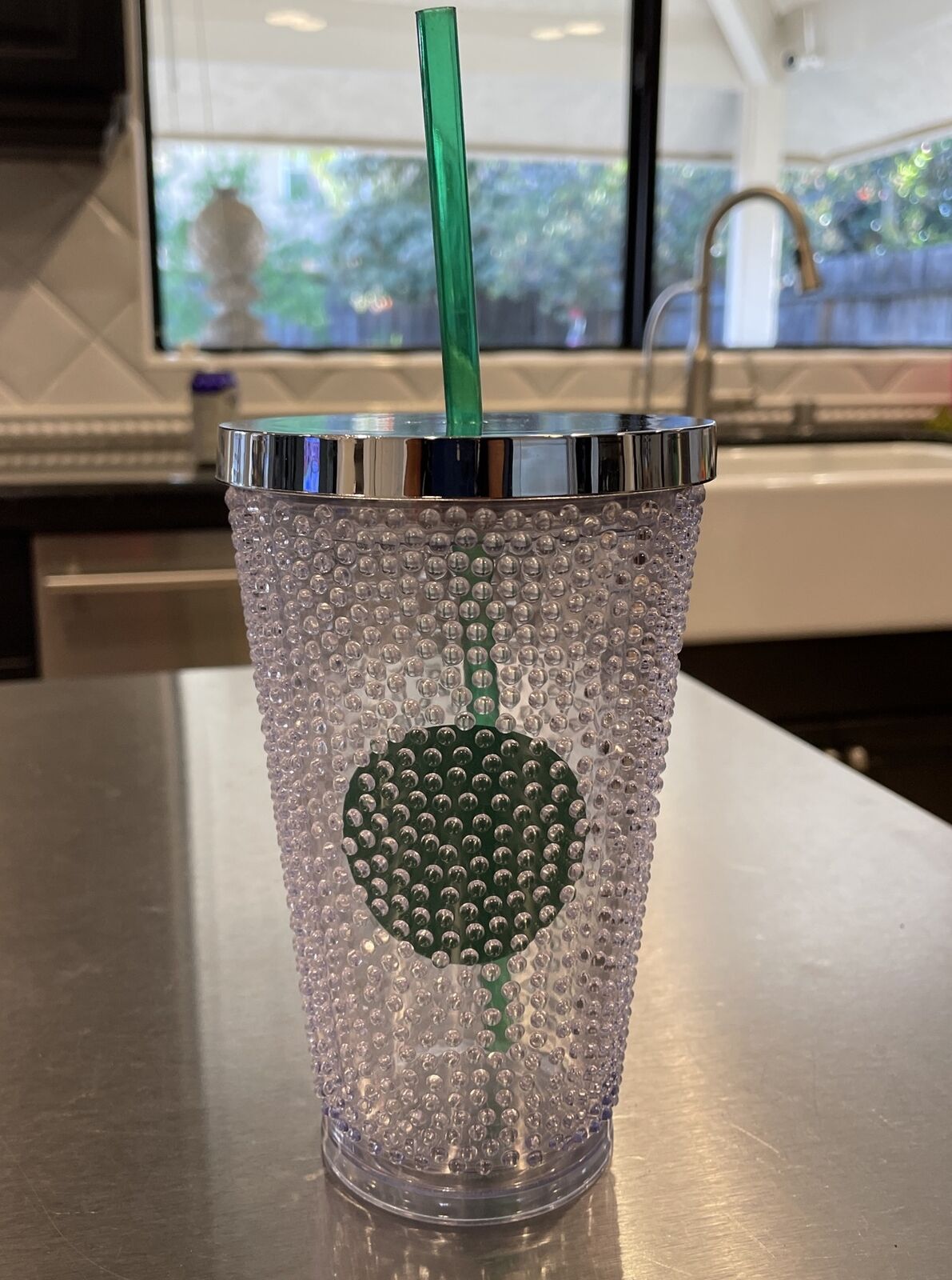 Vintage Starbucks Limited Edition 16 oz Hobnail Cold Tumbler Clear Green Straw