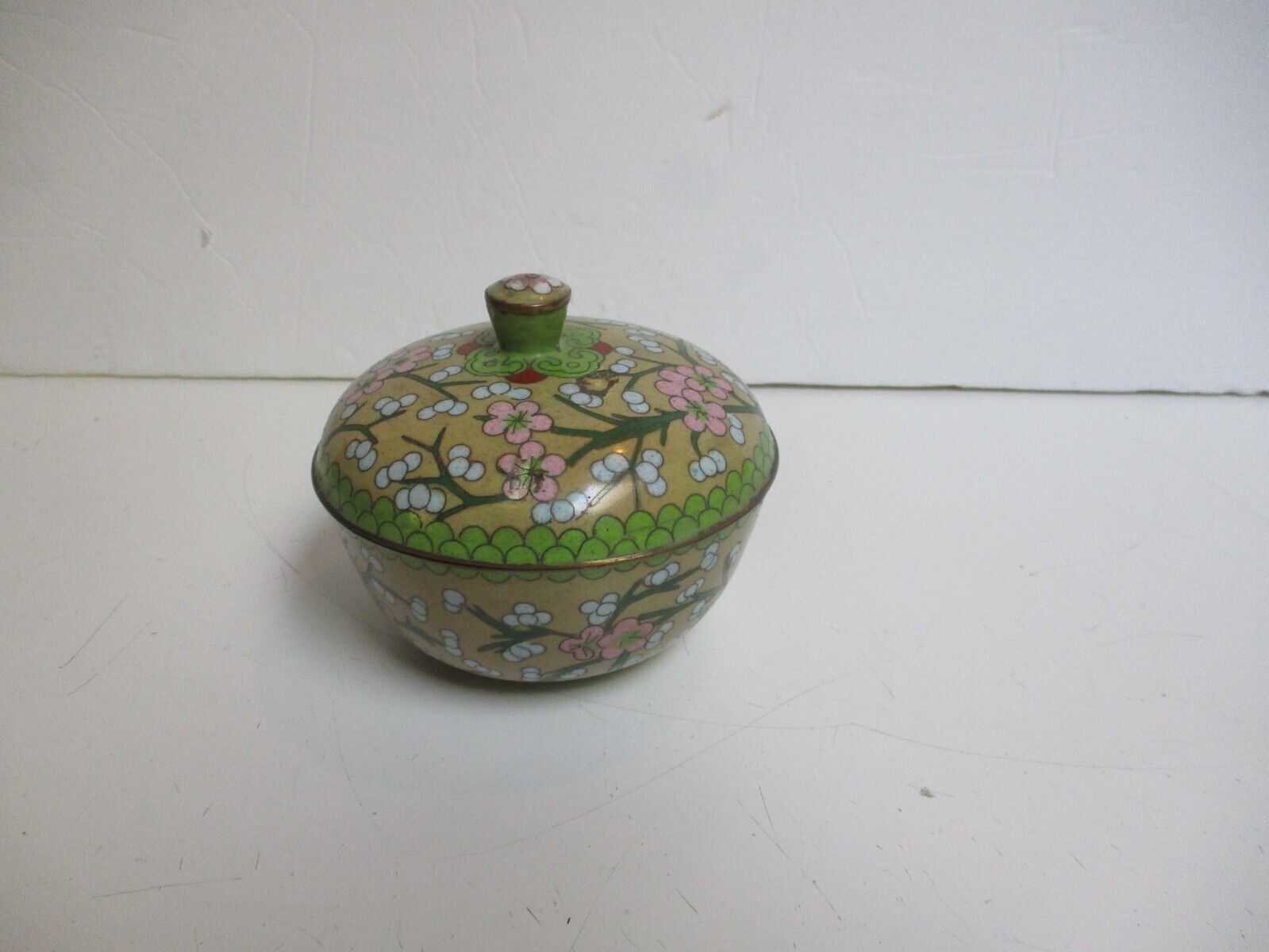 Antique Cloisonne Imperial Green Yellow Floral Candy Dish Trinket Jar Chinese