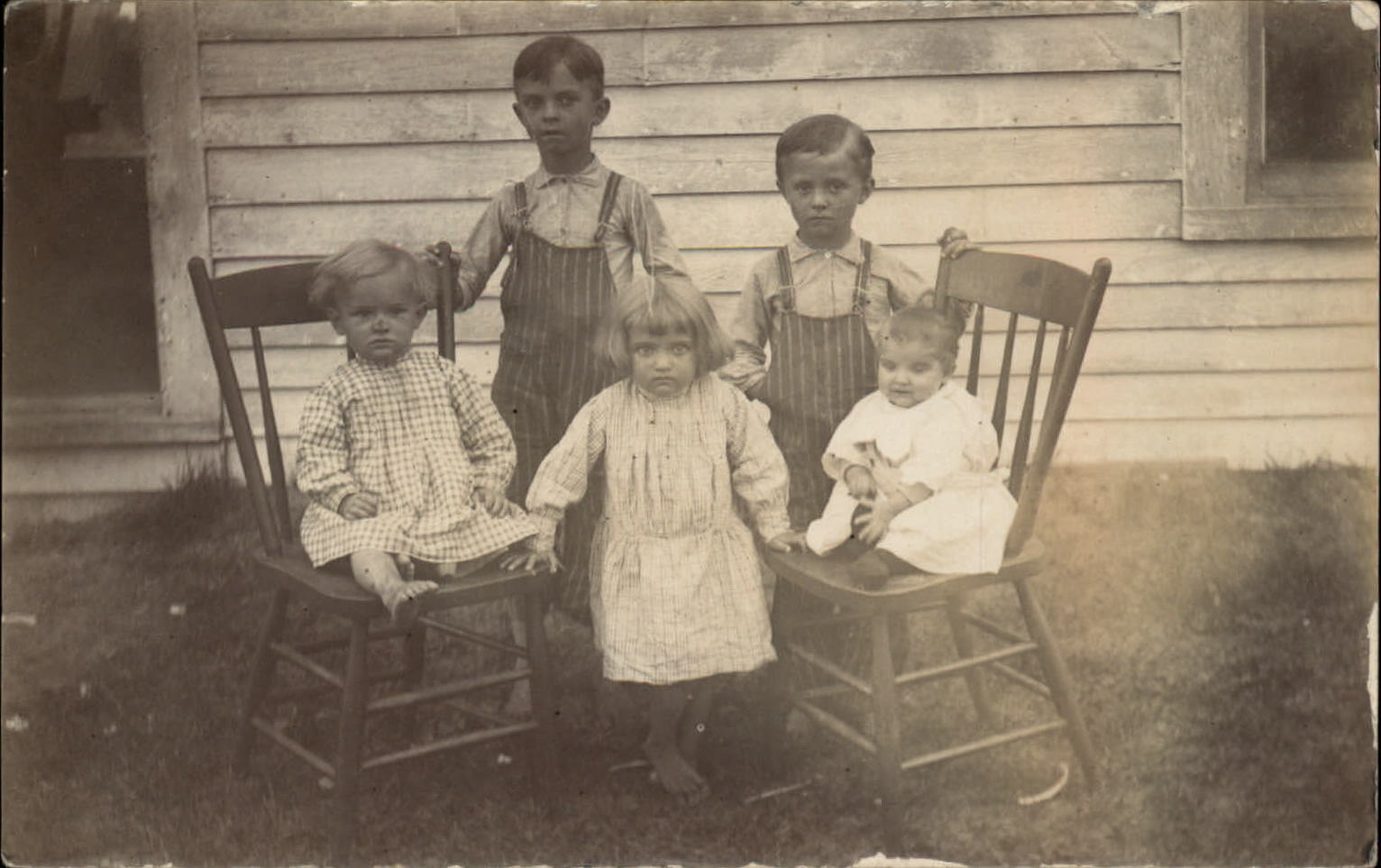 RPPC Edwardian children poverty boys coveralls barefoot 1903-20s real photo PC