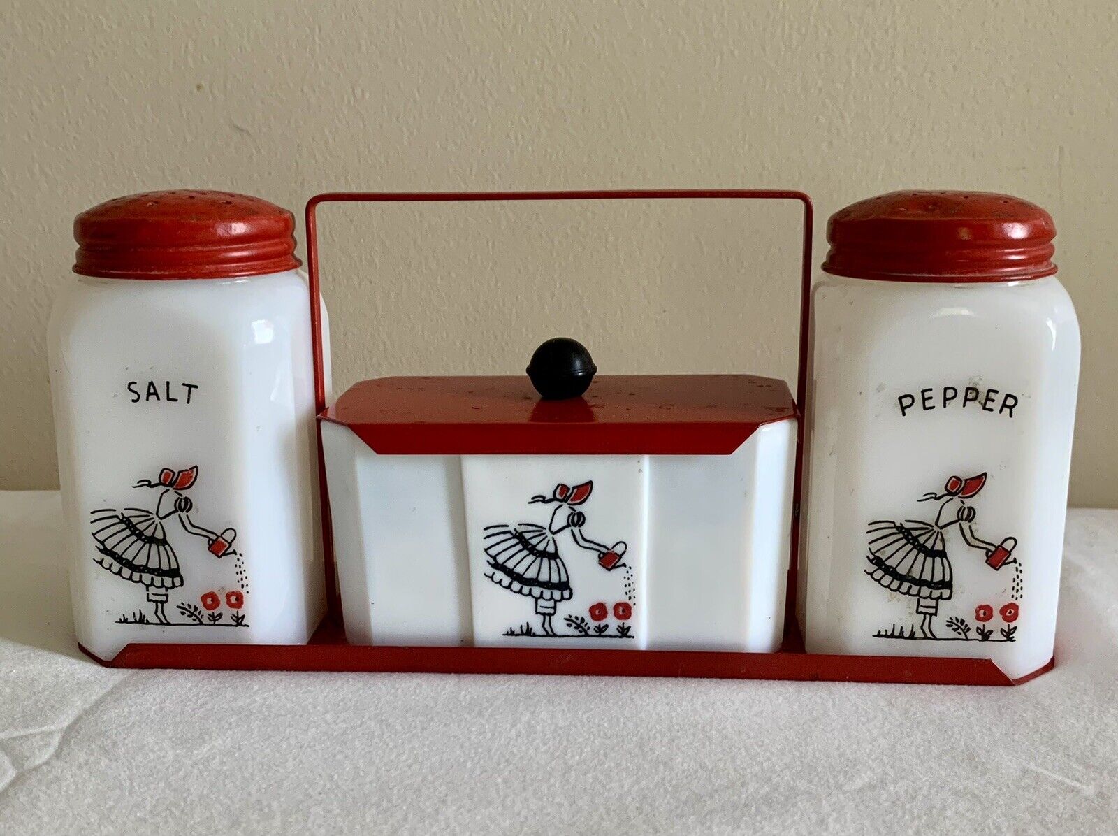Mckee Tipp City Salt Pepper Shakers w/Grease Jar Range Set Watering Can Lady HTF