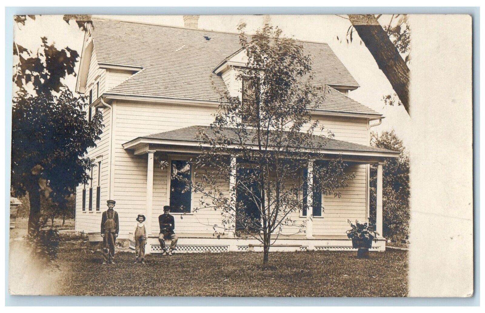 1910 Victorian House Children Chisago City Minnesota MN RPPC Photo Postcard