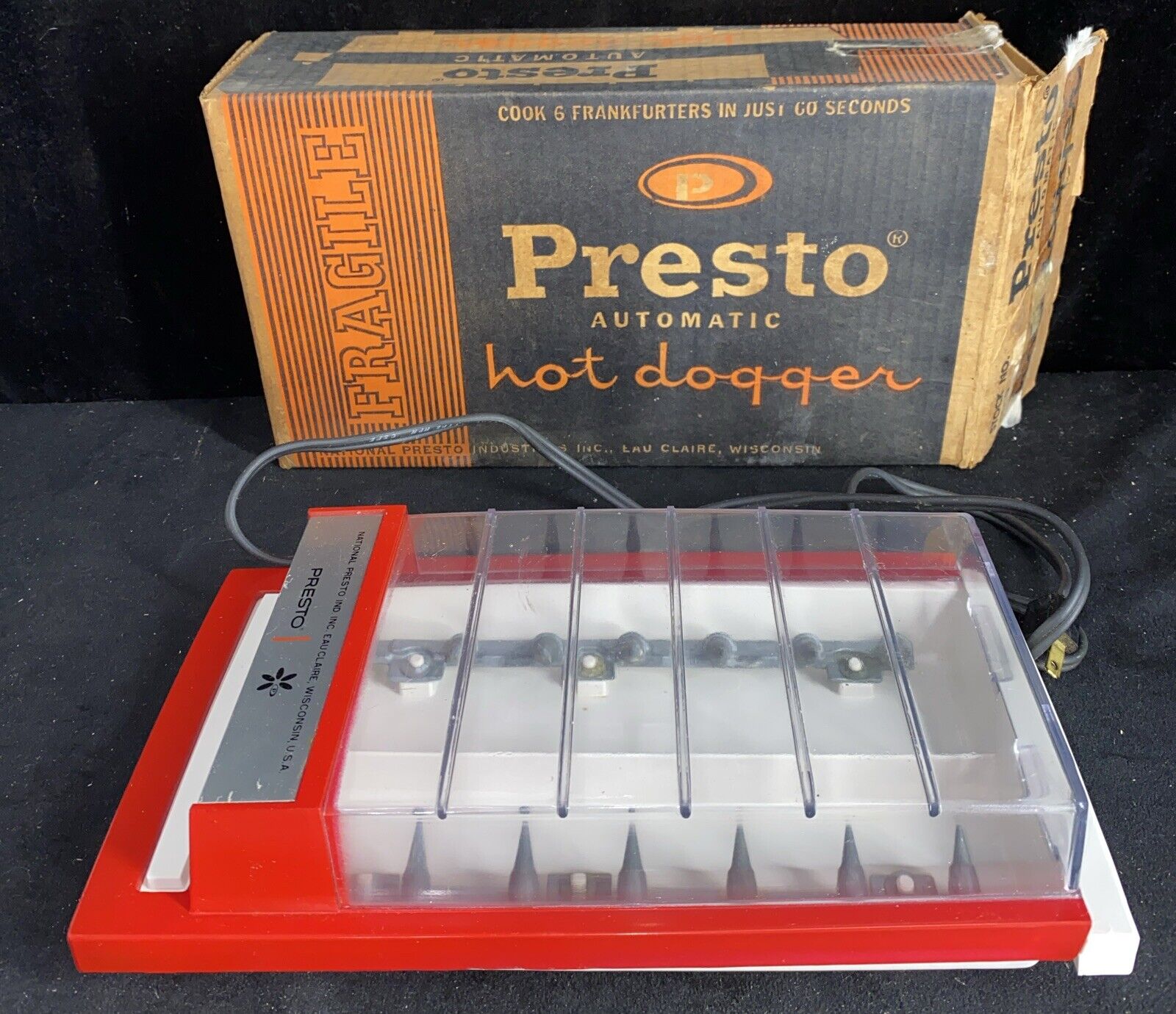 Vintage Presto Hot Dogger 60 Sec. Hotdog Cooker PE07A Red White Works With Box