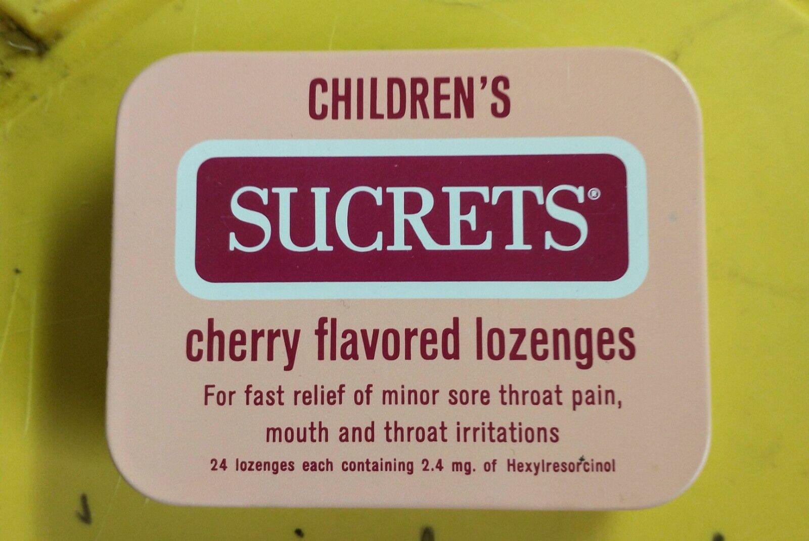 Vintage Children\'s SUCRETS Cherry Flavored Lozenges Excellent Condition