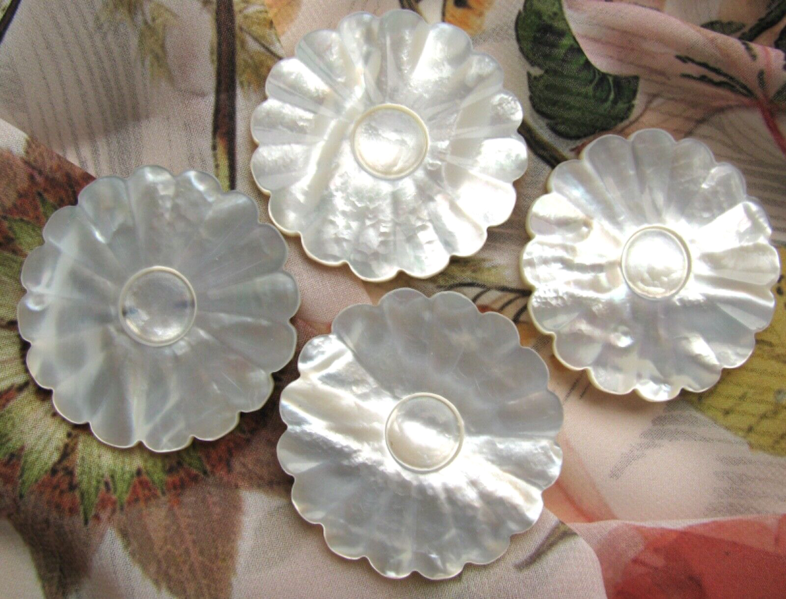 Superb Vintage Carved BUTTONS Flower Mother Of Pearl Shell 1 3/8” Set Of 4 Large