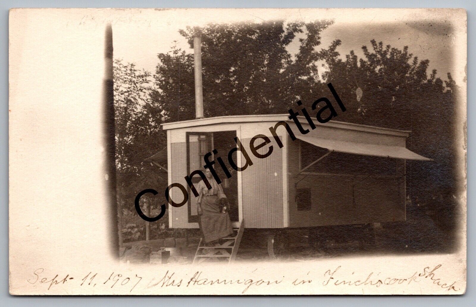 Real Photo \'07 Mrs. Hannigan Finch\'s Cook Shack Wagon Wheeled Diner RP RPPC G408