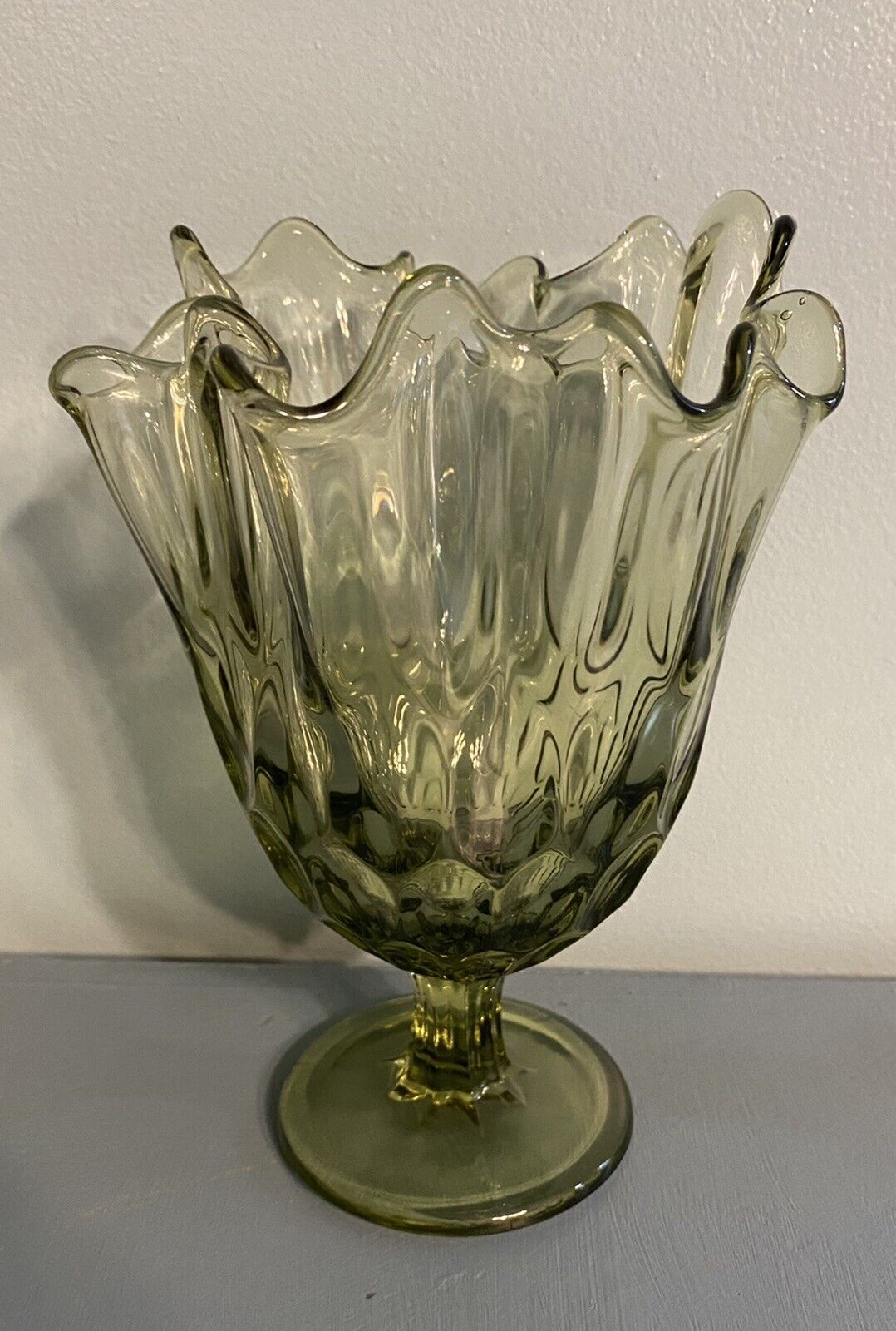 Vintage Fenton Colonial Green Thumbprint Handkerchief  Pedestal Vase
