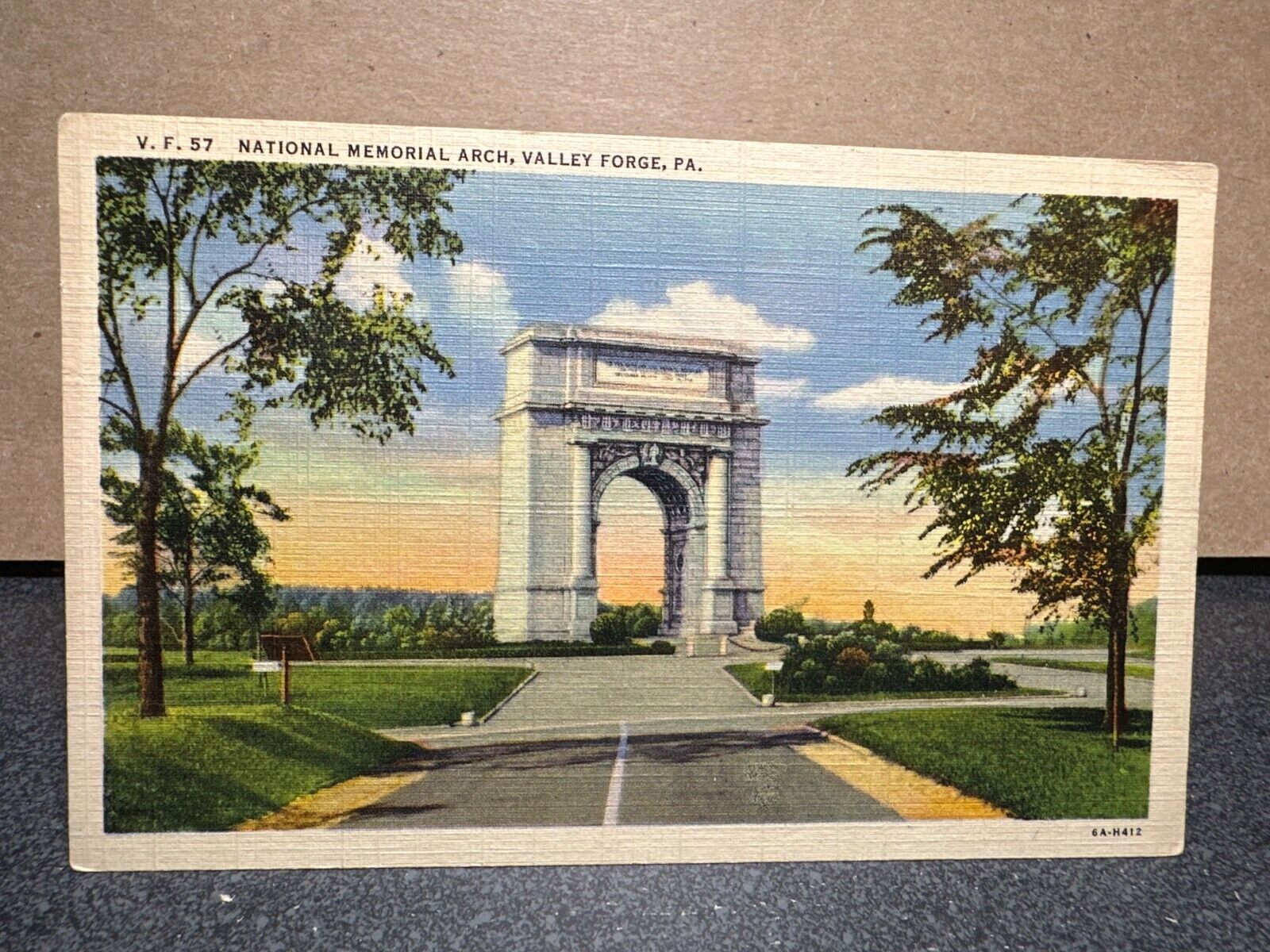 VF 57 National Memorial Arch Valley Forge PA Landscape Linen Unposted Postcard